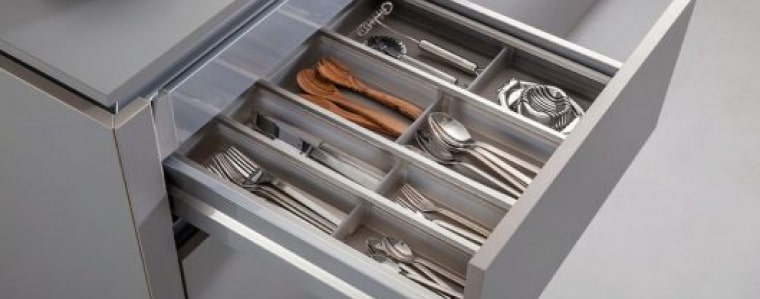 Top 4 Advantages of A Kitchen Cutlery Tray