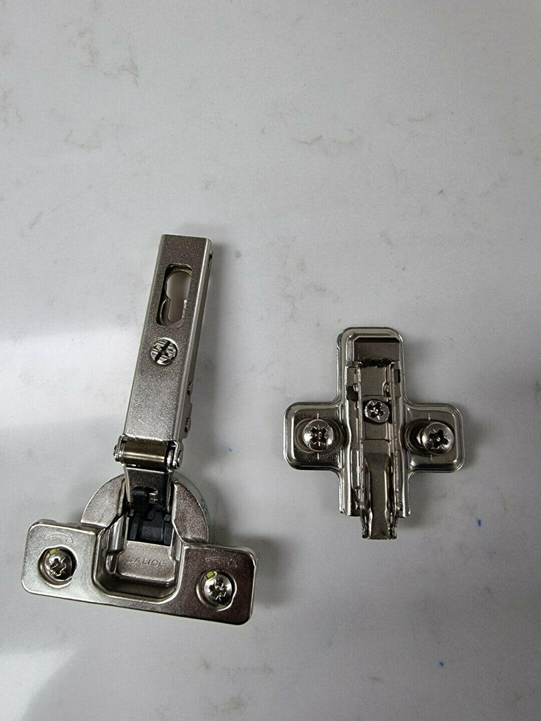 Salice Soft Close Hinge, BLUM Drilling Pattern Main image