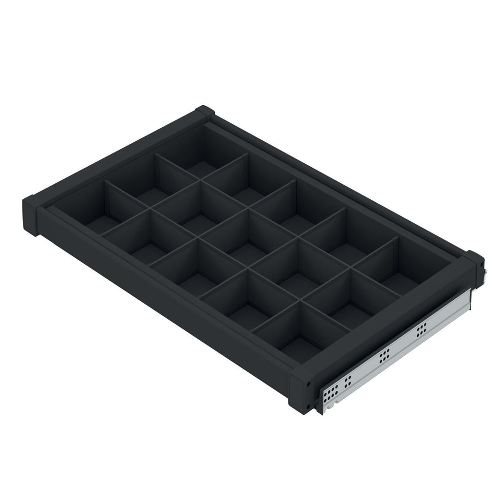 Soft Close Pull-Out drawer with Plastic Dividers, 900mm