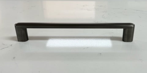 Vaniglia Handle With Rounded Ends, Anthracite Finish Main image