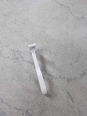 White Wardrobe Rail Mid Support, Oval Mid Rail Support 30 x 15