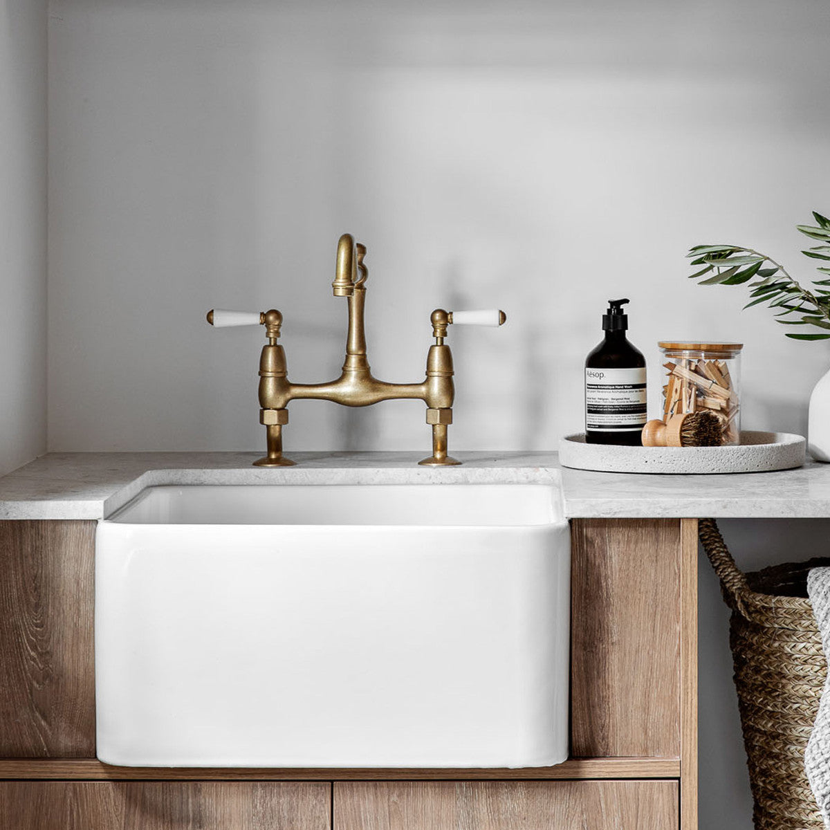 Turner Hastings, Novi 50, Single Bowl Butler Sink, White Gloss Main image