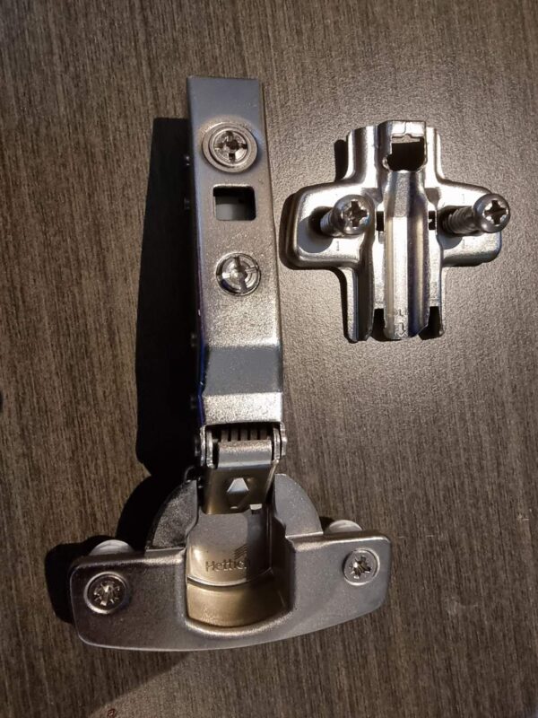 Hettich Soft Close Hinge for Kitchen Doors, 110 Degree
