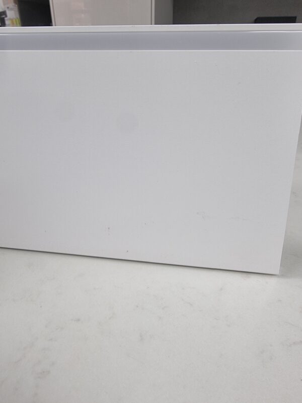 White Aluminium LED Kickboard Extrusion for Office & Kitchen